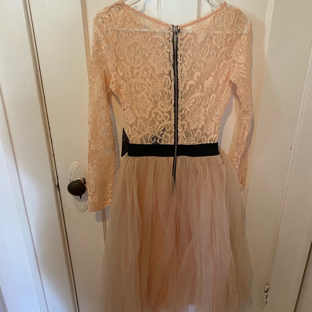 🌺Evening Dress 🌺 - Picture 4 of 7